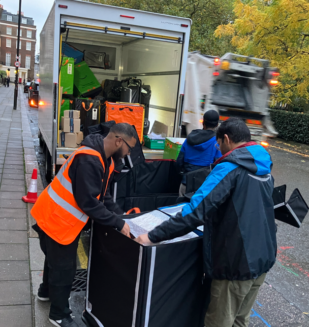 amazon walking delivery london uk